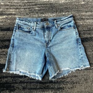BANANA REPUBLIC Mid-Rise Frayed Hem Shorts